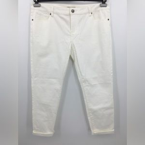 16 CAbi White Jeans
